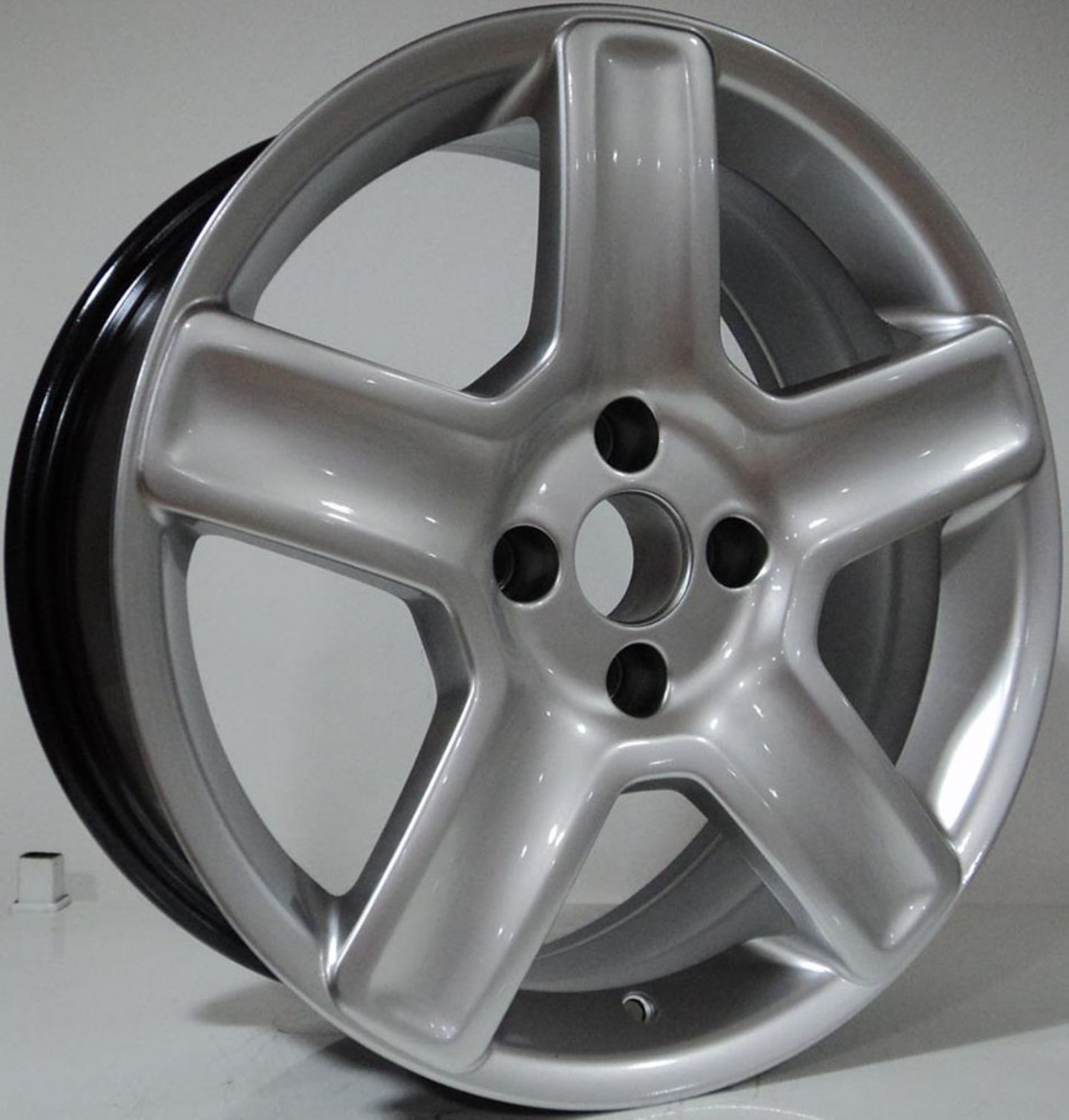 7 X 17 BK-751 4X108 ET20 65.1 HYP SIL.XL