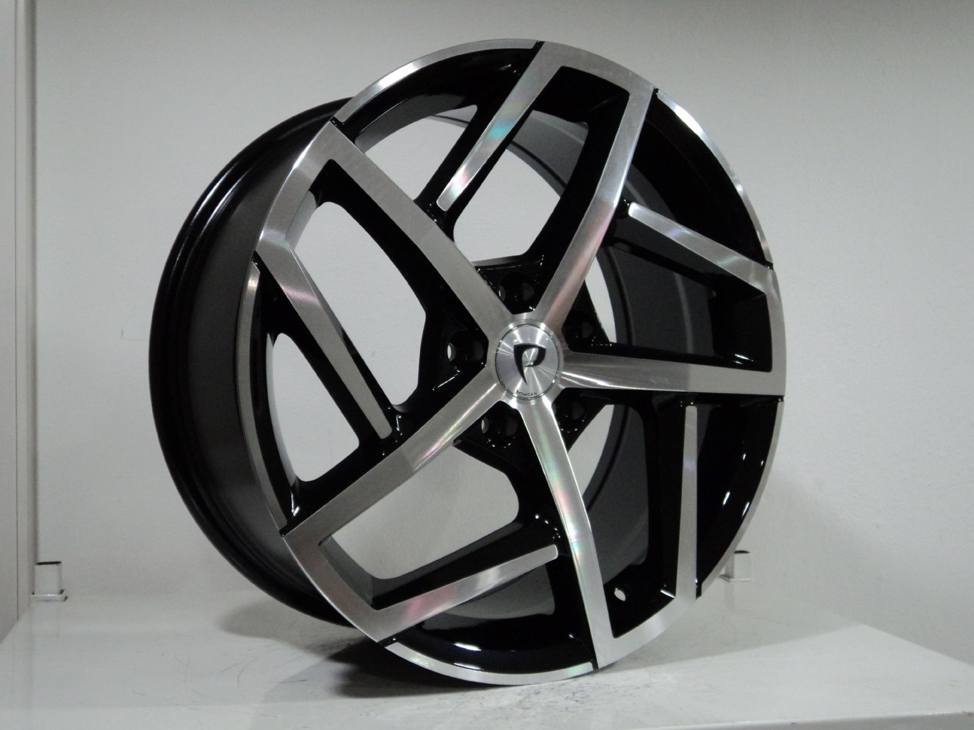 7.5 X 17 BK-5717 5X100 ET35 57.1 BLACK MACHINED XL