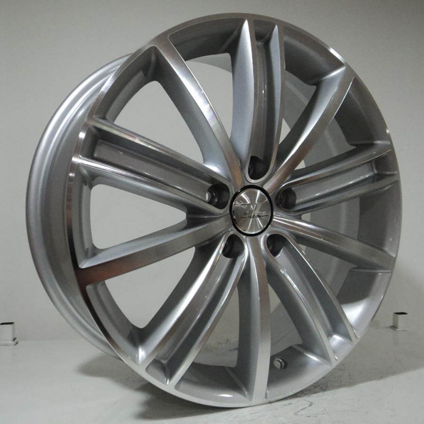 7X18 TLD-0287 5X112 ET43 57.1 SİLVER MACHINED XL