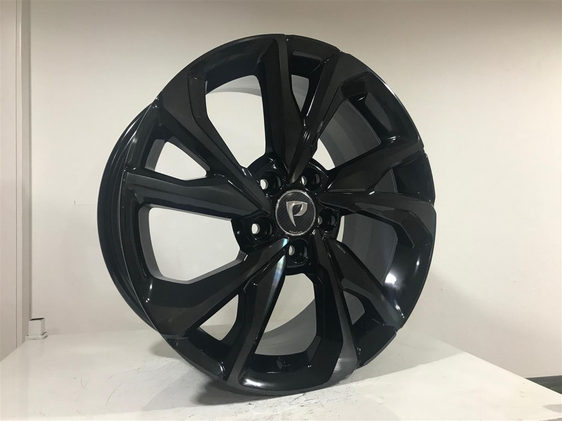 8 X 18 BK-5384 5X114.3 ET50 64.1 BLACK MACHINED XL